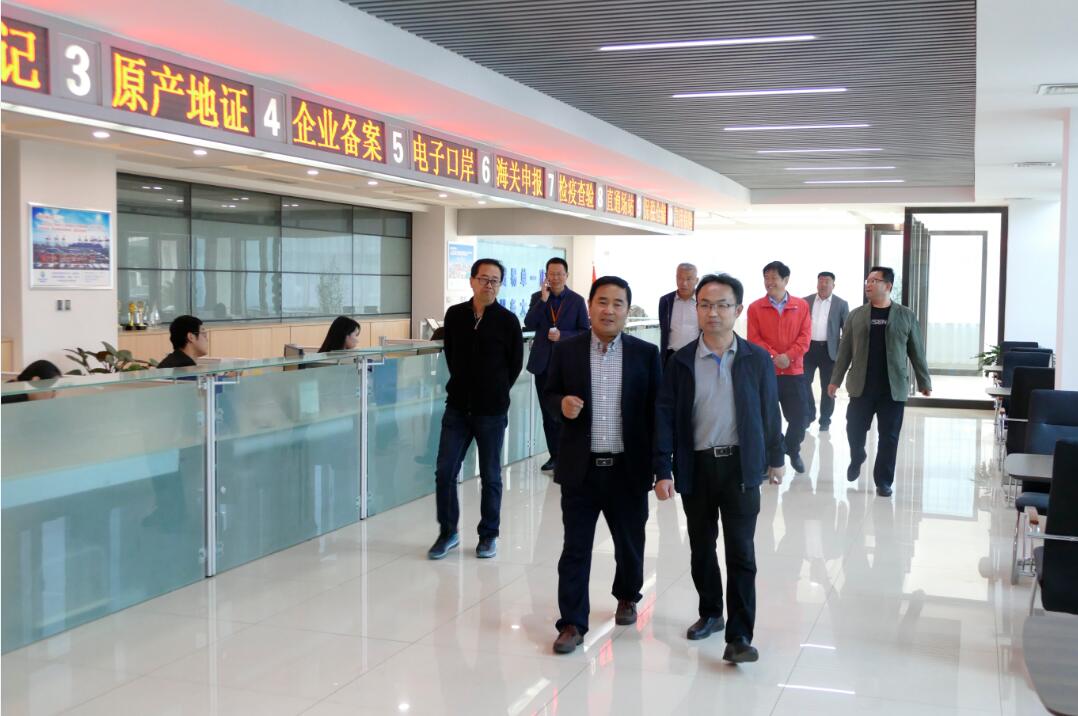 山東高速骨干網(wǎng)（山東）物流科技有限公司董事長(zhǎng)蒞臨晟綺港儲(chǔ)集團(tuán)參觀考察